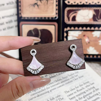 A Pair Fan Shape Earrings for Sensitive Skin