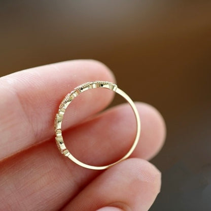 Zircon Ring for Sensitive Skin