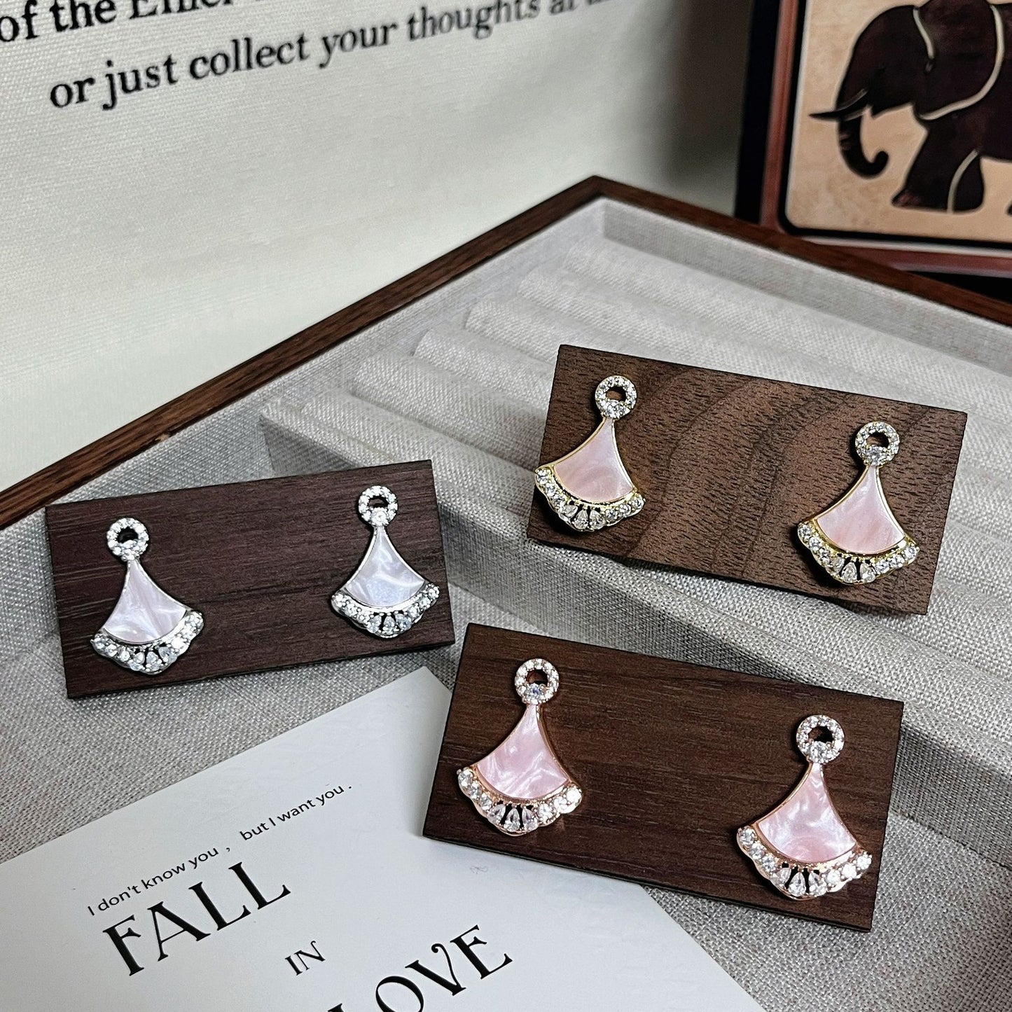 A Pair Fan Shape Earrings for Sensitive Skin