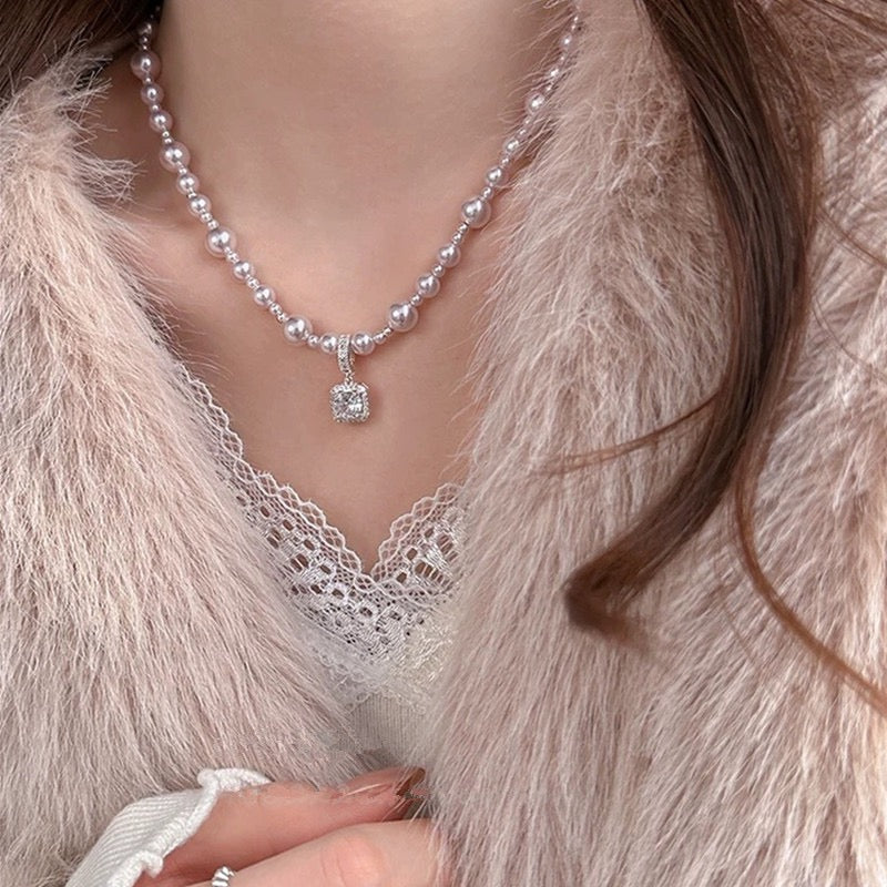 Square Zircon Pearl Necklace White/Grey/Rose Gold