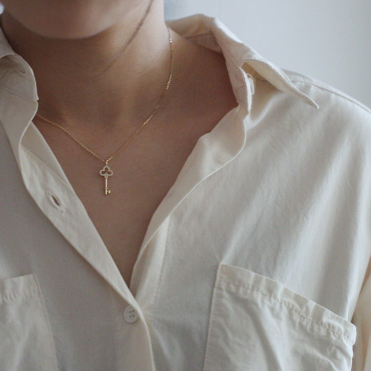 Best Hypoallergenic Jewelry Key Necklace for Sensitive Skin