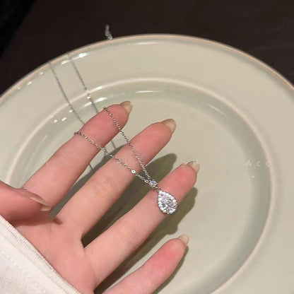 Best Hypoallergenic Jewelry Water Droplet Necklace for Sensitive Skin