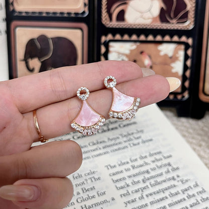 A Pair Fan Shape Earrings for Sensitive Skin